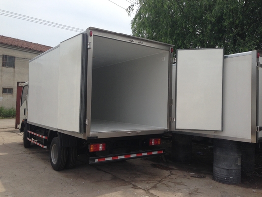 Lichte de Plichts Commerciële Vrachtwagens Refrigerator Freezer Van Box Truck van HOWO voor Vlees